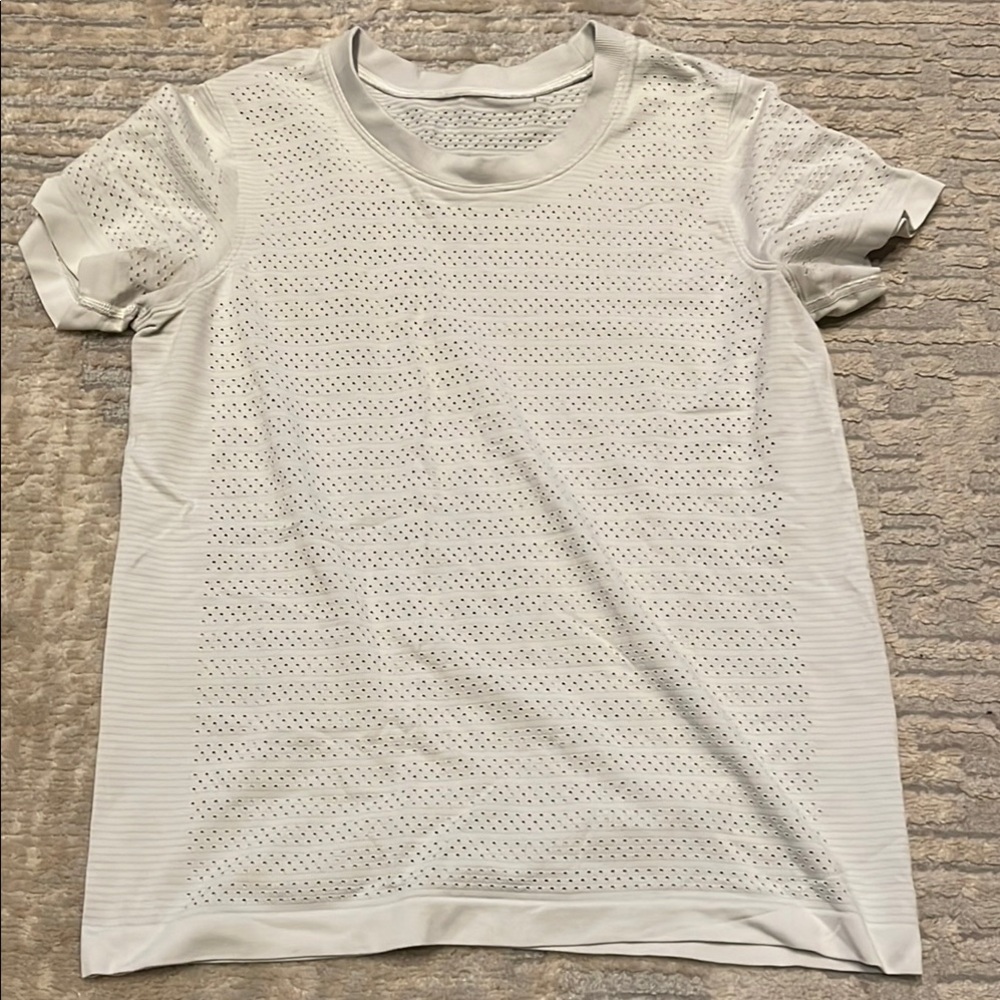 lululemon athletica White Short Sleeve Tee
